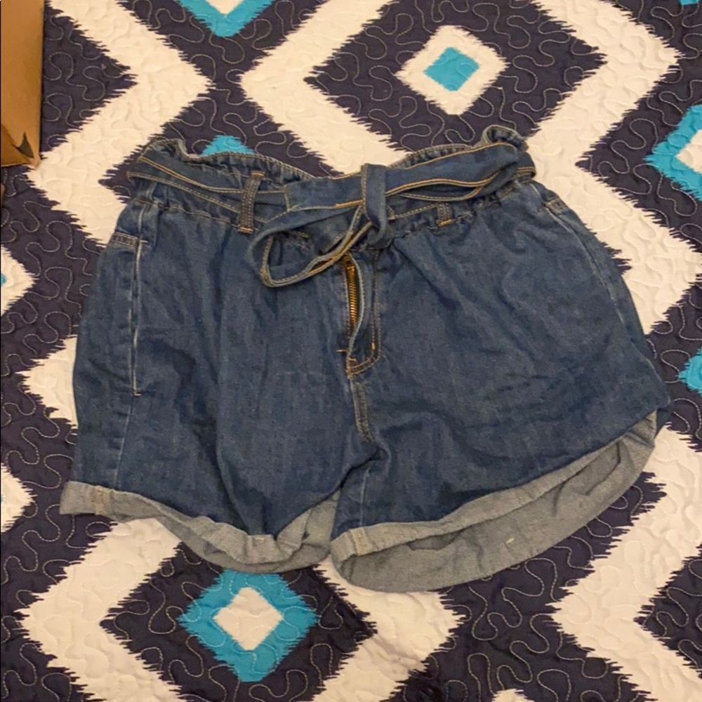 summer Shorts with Tie Belt